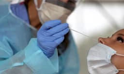 മഹാമാരി 'മുതലാക്കി' സ്വകാര്യ ആശുപത്രികള്‍ ; ആരുവന്നാലും കോവിഡ് ടെസ്റ്റ്; ഈടാക്കുന്നത് കഴുത്തറപ്പന്‍ ഫീസ്!