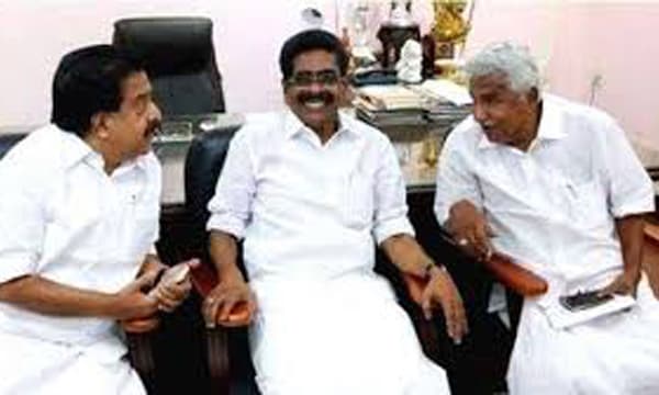 പാവം, വീണിതല്ലോ കിടക്കുന്നു...