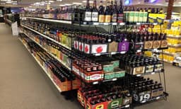 ഇനി പ്ലാസ്റ്റിക് കുപ്പികളില്ല ; മദ്യവിൽപന ഇനി ഗ്ലാസ്‌ കുപ്പികളിൽ