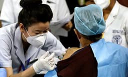 ഗുരുഗ്രാമില്‍ കോവിഷീല്‍ഡ് വാക്‌സിന്‍ സ്വീകരിച്ച ആരോഗ്യപ്രവര്‍ത്തകന്‍ മരിച്ചു: മരണകാരണം വ്യക്തമല്ല, ആശങ്ക