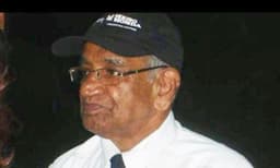 അഭിമാനിക്കുന്നു നമ്പ്യാർ സാർ