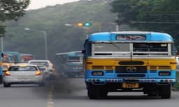 എട്ടുവര്‍ഷത്തിലേറെ പഴക്കമുള്ള വാഹനങ്ങള്‍ക്ക് ഗ്രീന്‍ ടാക്‌സ് ഏര്‍പ്പെടുത്തും 