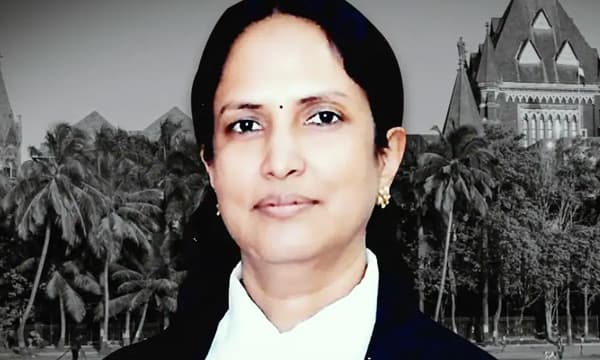 വസ്ത്രത്തിന് പുറത്തുകൂടി മാറിടത്ത് തൊട്ടാല്‍ പീഡനമല്ല ; വിവാദ ജഡ്ജിക്ക് സ്ഥിരം നിയമനമില്ല 