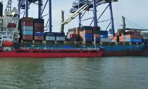 കൊച്ചി ഉള്‍പ്പെടെ തുറമുഖങ്ങള്‍ വികസിപ്പിക്കും ;  ഫിഷിംഗ് ഹാര്‍ബര്‍ വാണിജ്യ ഹബ്ബാക്കും