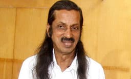 കൊല്ലത്ത് ഉയരുന്നത് പന്ന്യന്റെ പേര്... മനസ് തുറക്കാതെ പന്ന്യന്‍