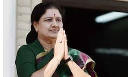 ജയ സമാധിയിലേക്കുള്ള പൊതുജന പ്രവേശനം വിലക്കി അണ്ണാ ഡിഎംകെ... ശശികലയെ നേരിടുക ലക്ഷ്യം 