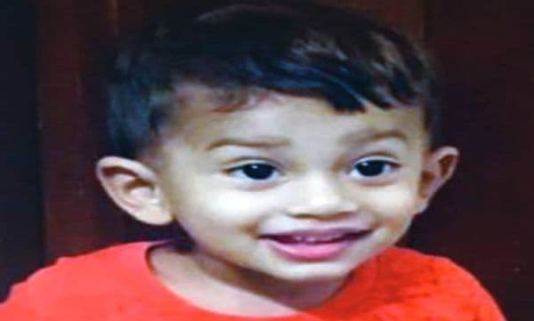 കളിക്കുന്നതിനിടെ ടിവി ദേഹത്തു വീണ് പിഞ്ചുകുഞ്ഞിന് ദാരുണന്ത്യം 