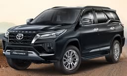 2021 ടൊയോട്ട ഫോർച്യൂണറിന്റെ ബുക്കിങ് 5,000 കടന്നു  