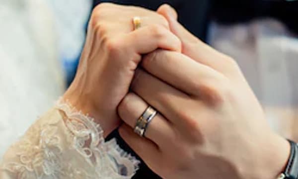 ആര്‍ത്തവവതിയാണെങ്കില്‍ മുസ്‌ളീംപെണ്‍കുട്ടിക്ക് നിയമപ്രകാരം ആരേയും വിവാഹം കഴിക്കാം ; പഞ്ചാബ് ഹരിയാന ഹൈക്കോടതി