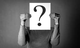 25 വ്യക്തിത്വങ്ങളുമായി ജീവിയ്ക്കുന്ന 23-കാരി...!