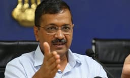 കര്‍ഷകരെ പിന്തുണക്കുന്നത് കുറ്റകരമല്ല; ദിശയുടെ അറസ്റ്റില്‍ പ്രതിഷേധിച്ച് കേജരിവാള്‍ 