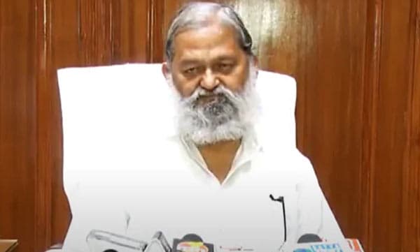 'ദിശ രവിയെ'ക്കുറിച്ചുള്ള ഹരിയാന മന്ത്രിയുടെ ട്വീറ്റ് ഡിലീറ്റ് ചെയ്ത് ട്വിറ്റര്‍: പിന്നാലെ ട്വിറ്ററിന്റെ ‘യു’ ടേണ്‍!