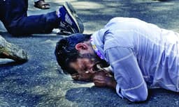 കണ്ണീരു കാണാതെ സ്ഥിരപ്പെടുത്തല്‍ ; സെക്രട്ടേറിയേറ്റിന് മുന്നില്‍ സമരപരമ്പര