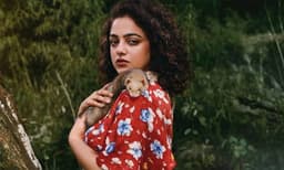 വാലന്റൈനെ പരിചയപ്പെടുത്തി നിത്യ മേനോന്‍; വൈറലായി ചിത്രങ്ങള്‍ 