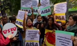 ടൂള്‍കിറ്റ് കേസ്: ചെങ്കോട്ടയിലേയും തിക്രിയിലേയും പ്രതിഷേധത്തില്‍ ശാന്തനു പങ്കെടുത്തെന്ന് പോലീസ് 