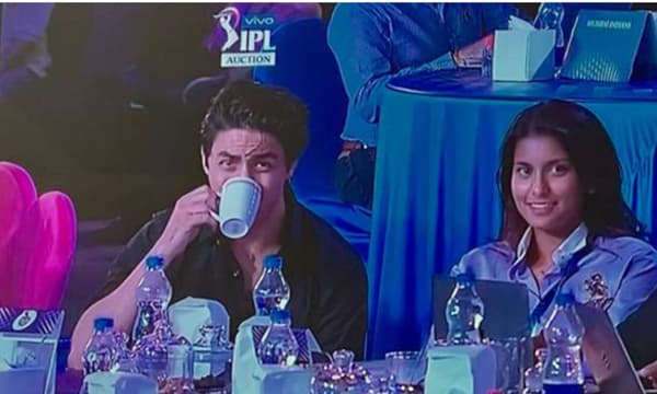 ഐപിഎല്‍ താരലേലം; ഷാരുഖ് ഖാന്റെ മകനും,ജൂഹി ചൗളയുടെ മകളും; കൗതുകമായി താരമക്കളുടെ സാന്നിധ്യം