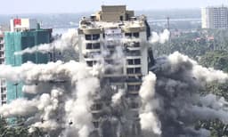 ഒരോ അപ്പാര്‍ട്ട്‌മെന്റ്‌ ഉടമയും സഹപങ്കാളി, ചട്ടലംഘനത്തിന്റെ ബാധ്യത അവര്‍ക്കും ; മരട്‌ ഫ്‌ളാറ്റില്‍ വിചിത്രവാദവുമായി ബില്‍ഡര്‍മാര്‍ 