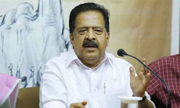 കേരളത്തില്‍ ഉദ്യോഗസ്ഥ ഭരണമാണോ? മുഖ്യമന്ത്രി എവിടെ; പ്രതിപക്ഷ നേതാവ്