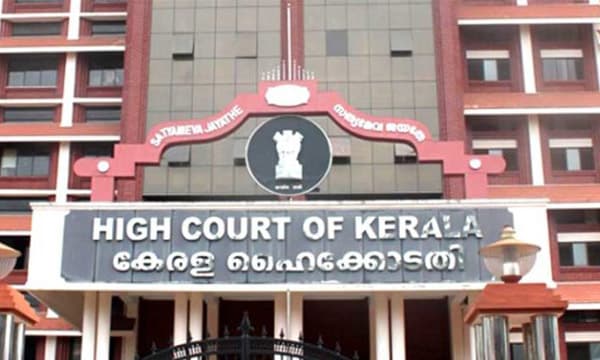 തട്ടേക്കാട് ബോട്ട് ദുരന്തം; ഡ്രൈവറുടെ ശിക്ഷ രണ്ട് വര്‍ഷമായി ഇളവ് ചെയ്ത് ഹൈക്കോടതി