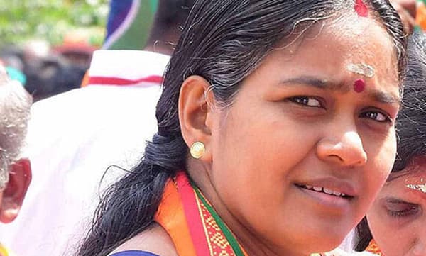 'മുസ്ലീം ലീഗിനെ ഉള്‍ക്കൊള്ളനാളുള്ള ദര്‍ശനമാണ് ബിജെയപിയുടെ മുഖമുദ്ര'; വിജയയാത്രയില്‍ നിലപാട് ആവര്‍ത്തിച്ച് ശോഭ സുരേന്ദ്രന്‍