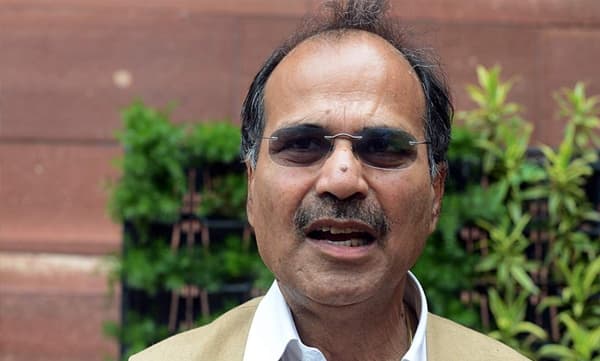 'നരേന്ദ്ര മോദിയെ പ്രശംസിച്ച് സമയം പാഴാക്കരുത്'; കോണ്‍ഗ്രസിനുള്ളില്‍ തര്‍ക്കം