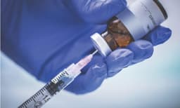 വാക്‌സിന്‍ സ്വീകരിച്ചവര്‍ക്ക് മാസ്‌ക് ഇല്ലാതെ ഒത്തുകൂടാം ; നിയന്ത്രണങ്ങളില്‍ ഇളവുകള്‍ അനുവദിച്ച് അമേരിക്ക