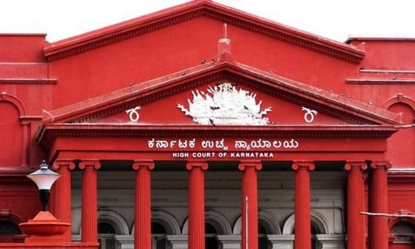 കേരളത്തില്‍ നിന്നുള്ളവര്‍ക്ക് ഏര്‍പ്പെടുത്തിയ നിയന്ത്രണം; കര്‍ണാടക സര്‍ക്കാരിന് ഹൈക്കോടതിയുടെ രൂക്ഷ വിമര്‍ശനം