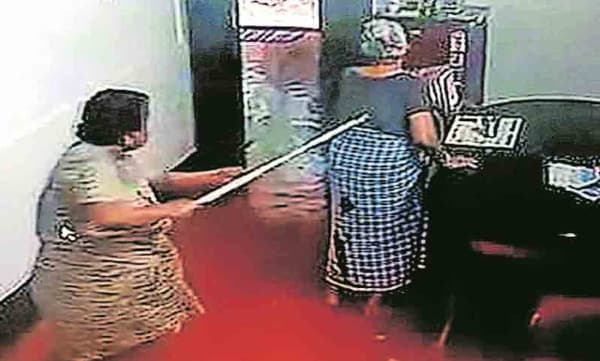 വയോധികയെ മർദിച്ച കേസിൽ ഹോം നഴ്‌സ്‌ റിമാൻഡിൽ