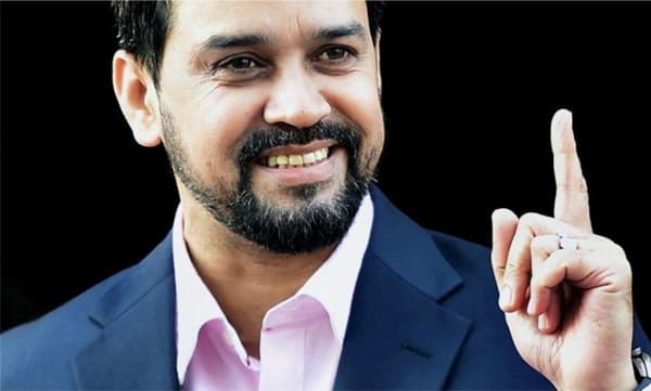 പെട്രോളിയം ഉല്‍പന്നങ്ങള്‍  ചരക്ക് സേവന നികുതിയുടെ പരിധിയില്‍  കൊണ്ടുവരുന്നതിന് സര്‍ക്കാര്‍ തയ്യാര്‍ : അനുരാഗ് താക്കൂര്‍