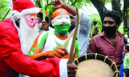 എലത്തൂരില്‍ യു.ഡി.എഫിന് രണ്ടു പേര്‍ ; എന്‍.സി.കെയുടെ സുള്‍ഫിക്കര്‍ മയൂരി; കെ.പി.സി.സി അംഗം ദിനേശ്മണി കോണ്‍ഗ്രസിനും സ്ഥാനാര്‍ത്ഥി