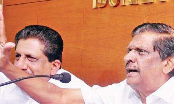പി.ജെ. ജോസഫും മോന്‍സ് ജോസഫും എംഎല്‍എ സ്ഥാനം രാജിവെച്ചു:ഒറ്റ ചിഹ്നത്തിനായി കാത്ത് പാര്‍ട്ടി