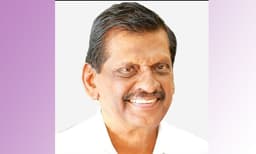 പി.ജെയുടെ മുന്നിലുള്ളത് വിജയമല്ല, ഭൂരിപക്ഷമാണ്; ചിലര്‍ക്കൊക്കെ മറുപടി നല്‍കാന്‍