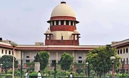 സംവരണം 50 ശതമാനം കടക്കാം; സാമ്പത്തികവും ഘടകമാകണമെന്ന് കേരളം സുപ്രീം കോടതിയില്‍ 