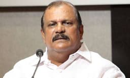 പൂഞ്ഞാറില്‍ എനിക്ക് എതിരാളികളില്ല, ഭീകരവാദികളുടെ വോട്ട് വേണ്ടെന്ന് പി സി ജോർജ് 