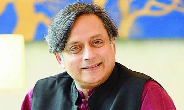 പ്രധാനമന്ത്രിക്കെതിരായ ട്വീറ്റില്‍ ഖേദം പ്രകടിപ്പിച്ച് ശശി തരൂര്‍ 