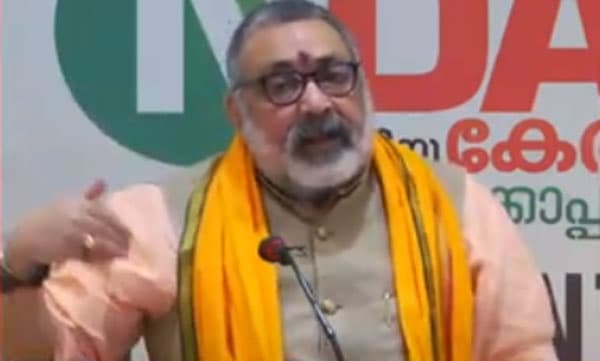 
ആഴക്കടല്‍ മത്സ്യബന്ധനം: സംസ്ഥാനം കരാറുണ്ടാക്കിയാലും കേന്ദ്രം അനുമതി നല്‍കില്ലെന്ന് കേന്ദ്രമന്ത്രി ഗിരിരാജ് സിംഗ്