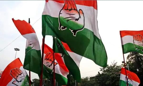  വാര്‍ത്തയെന്ന വ്യാജേനെ പരസ്യം; അസം മുഖ്യമന്ത്രിക്കെതിരേ പരാതിയുമായി കോണ്‍ഗ്രസ്‌