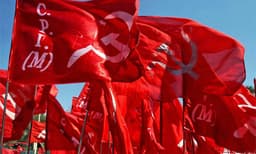 'സ്ത്രീകള്‍ക്കു പരിഗണനയില്ല'; കോണ്‍ഗ്രസ് ബ്ലോക്ക് ജനറല്‍ സെക്രട്ടറി സി.പി.എമ്മില്‍ 