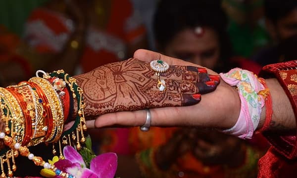 നിര്‍ബന്ധിത മതംമാറ്റം കുറ്റകരം; മതസ്വാതന്ത്ര്യ നിയമം ഭേദഗതി ചെയ്ത് ഗുജറാത്ത് 