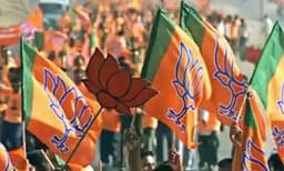 തലശേരിയില്‍ മനസാക്ഷി വോട്ടിന് ബി.ജെ.പി ജില്ലാ നേതൃത്വത്തിന്റെ നിര്‍ദേശം