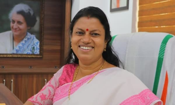 പരാജയഭീതി ; എല്‍ഡിഎഫ് നെടികെട്ട രാഷ്ട്രീയം കളിക്കുന്നു : ബിന്ദു കൃഷ്ണ