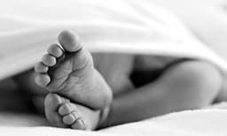 കുട്ടികളെ ദത്തെടുക്കുന്ന വനിതാ ജീവനക്കാർക്ക്   180 ദിവസത്തെ അവധി പ്രഖ്യാപിച്ച് കർണാടക സർക്കാർ 