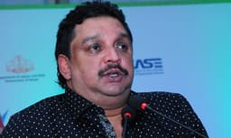 ഉന്നതങ്ങളിലേക്ക് അന്വേഷണം എത്തപ്പെടാതിരിക്കാനുള്ള ആസൂത്രിത കൊലപാതകങ്ങള്‍ ആണിതെല്ലാം ; ഷിബു ബേബി ജോണ്‍