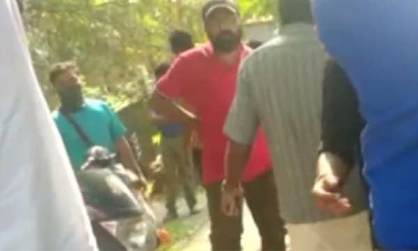 ലൗ ജിഹാദ് ആരോപണം ; സിനിമാ ചിത്രീകരണം തടഞ്ഞ് ആര്‍ എസ് എസ് പ്രവര്‍ത്തകര്‍
