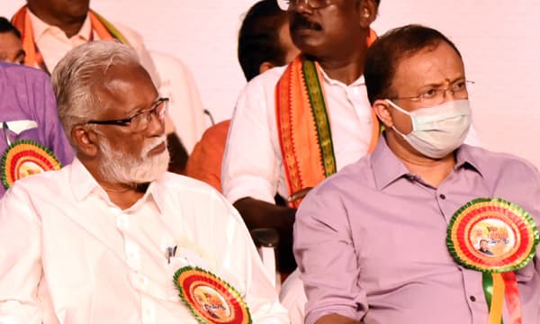 സര്‍വേയും ഇന്റലിജന്റ്‌സ് റിപ്പോര്‍ട്ടുമെല്ലാം പോകട്ടെ ; നേമത്ത് ജയിക്കുമെന്ന് അടിയുറച്ച് വിശ്വസിച്ച് ബിജെപി