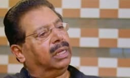 ചാരക്കേസ് ;  ഉമ്മന്‍ചാണ്ടിയേയും, എകെ ആന്റണിയേയുമാണ് സിബിഐ ആദ്യം ചോദ്യം ചെയ്യേണ്ടത് ; പി സി ചാക്കോ