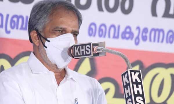 പ്രതിപക്ഷത്തിനും വി മുരളീധരനും ഒരേസ്വരം; മുഖ്യമന്ത്രി പ്രോട്ടോക്കോള്‍ ലംഘിച്ചിട്ടില്ല-എ വിജയരാഘവന്‍ 