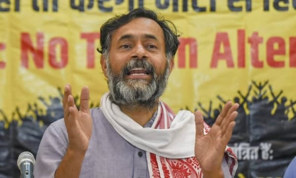 ബിജെപി ബംഗാളിൽ വിജയിച്ചാൽ വെറുപ്പിന്റെ രാഷ്ട്രീയ വിജയമായി അത് മാറും : യോഗേന്ദ്ര യാദവ്