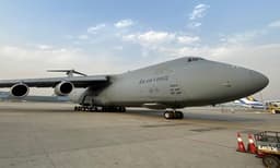 കോവിഡില്‍ സഹായവുമായി ആദ്യ വിമാനമെത്തി ; ഇന്ത്യയ്‌ക്കൊപ്പം നില്‍ക്കുന്നെന്ന് അമേരിക്ക