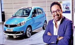 ടാറ്റ മോട്ടോഴ്‌സ് ഡിസൈന്‍ വിഭാഗം മേധാവി പ്രതാപ്ബോസ് സ്ഥാനമൊഴിഞ്ഞു  